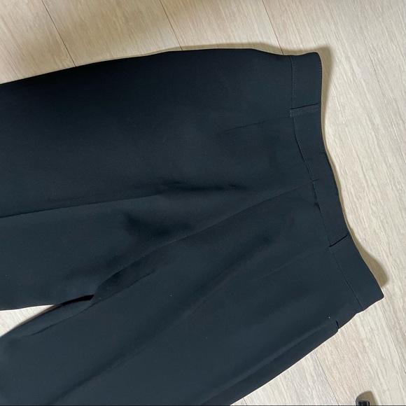 Perfect condition black fitted trouser pants with pleats - Picture 4 of 5